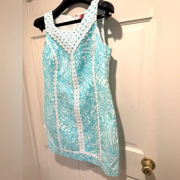 Lilly Pulitzer EUC Size 6 MacFarlane Shorely Blue Sea Cup Lace Detail Mini Dress - Picture 4 of 14